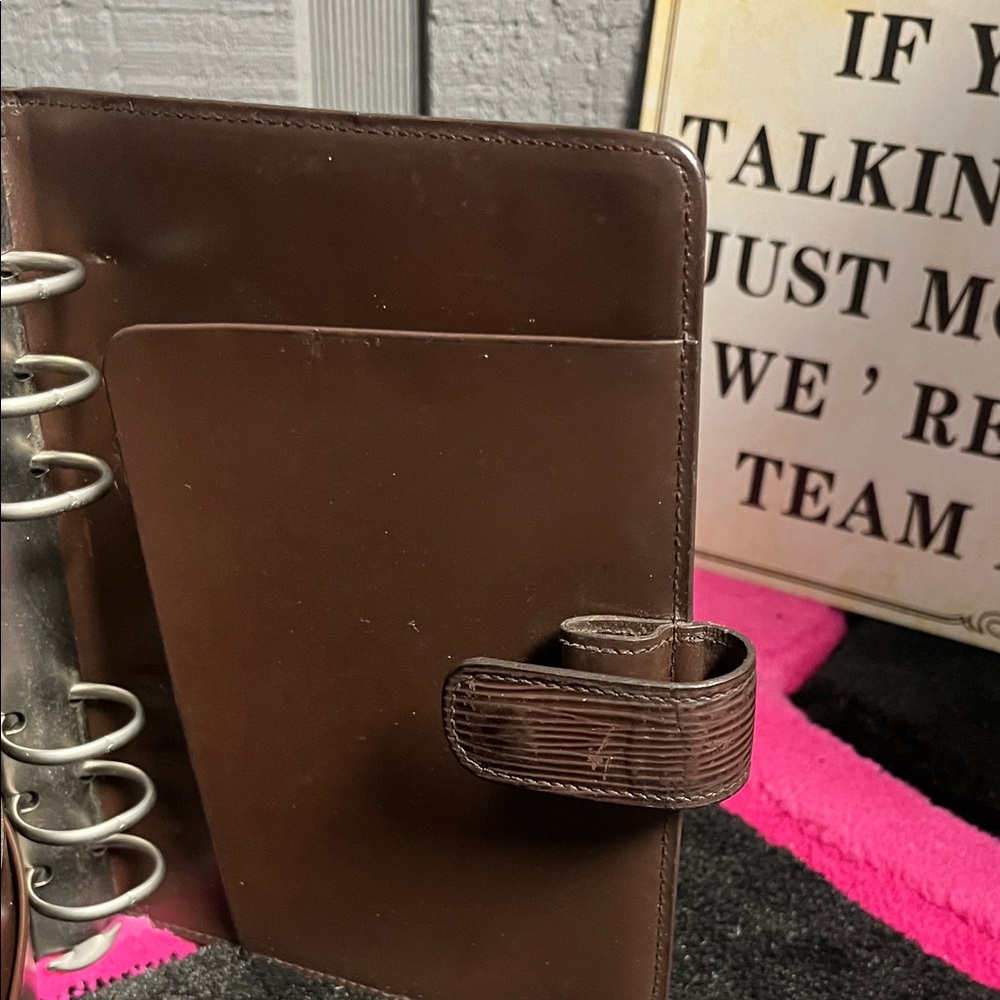 Louis Vuitton Brown Wallet - Picture 6 of 9
